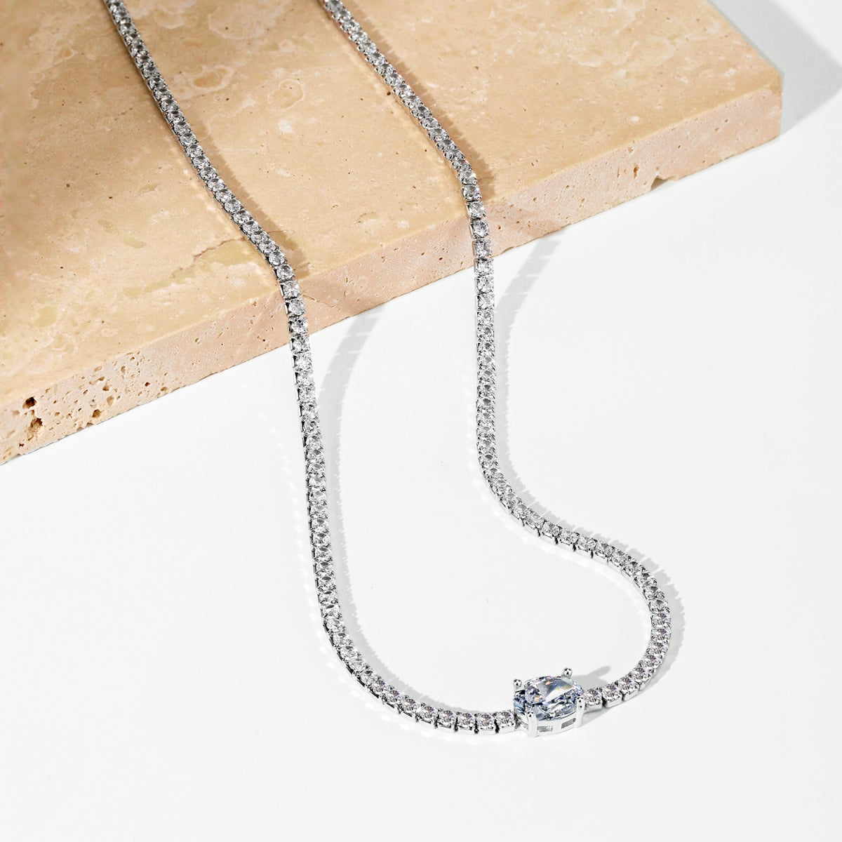 [baslovejewels]1.0 Carat Shining Oval Cut Necklace