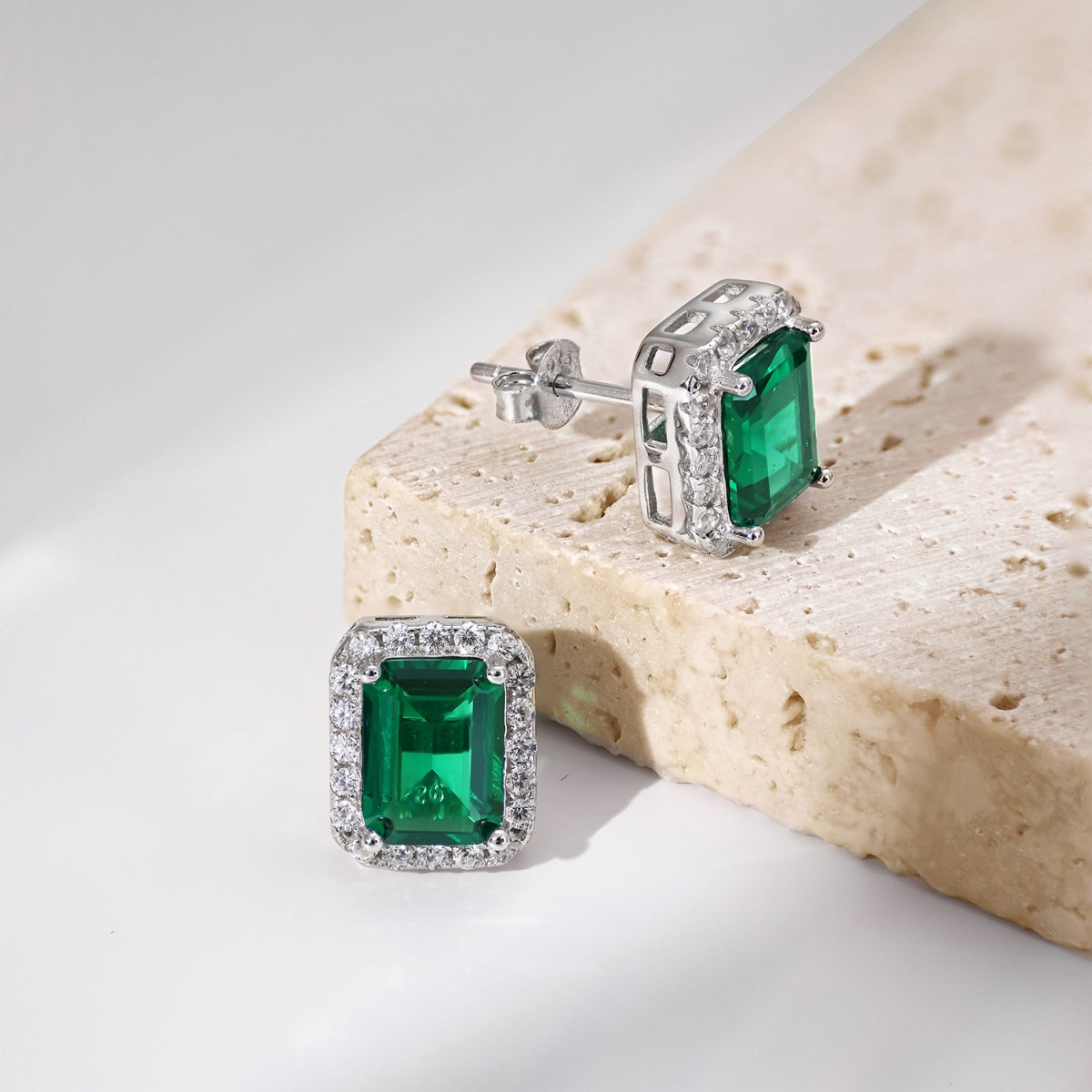 [baslovejewels]Luxurious Dainty Emerald Cut Banquet Earrings