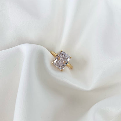 [baslovejewels]4.0 Carat Ornate Enchanting Radiand Cut Banquet Ring