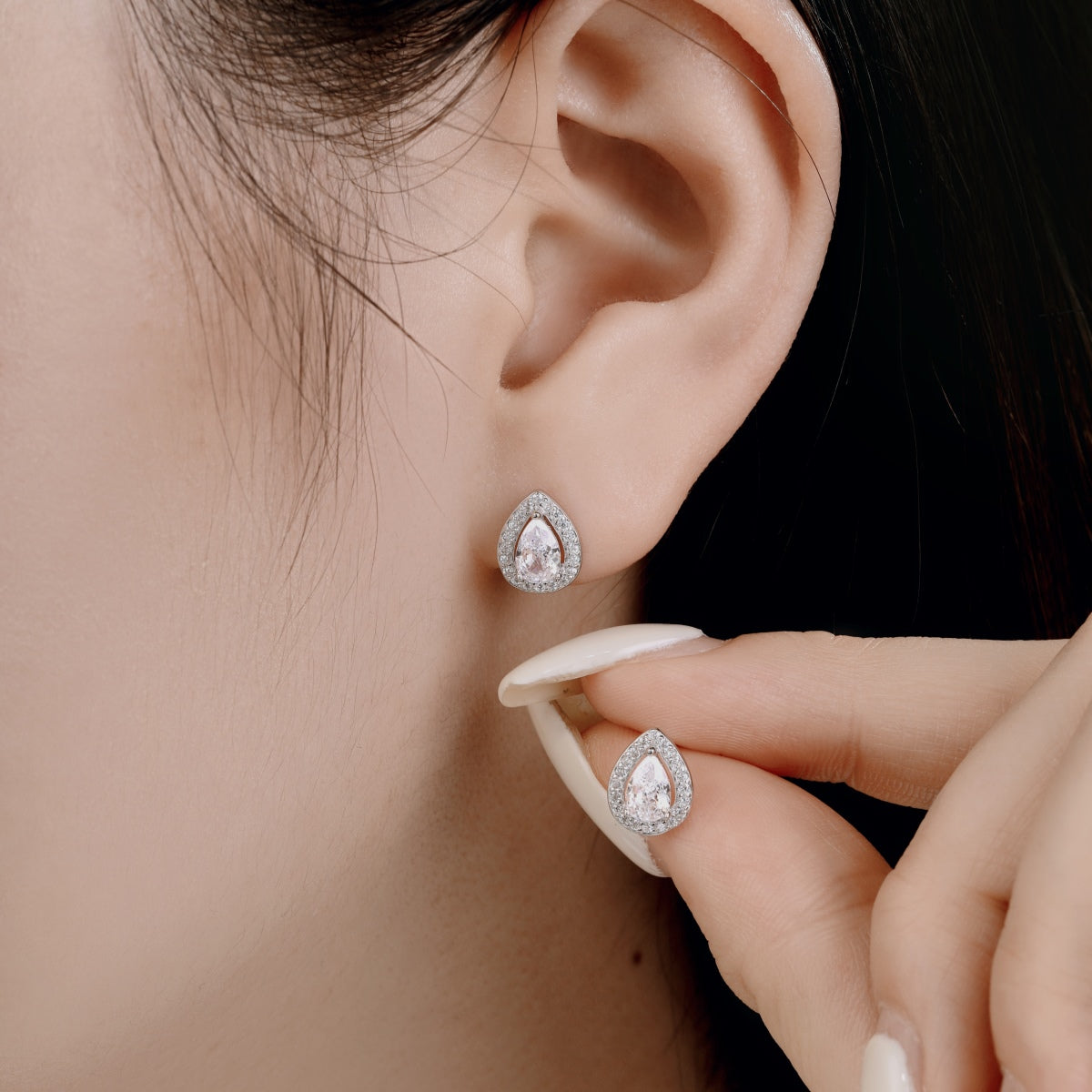 [baslovejewels]Luxurious Water Drop Shape Earrings