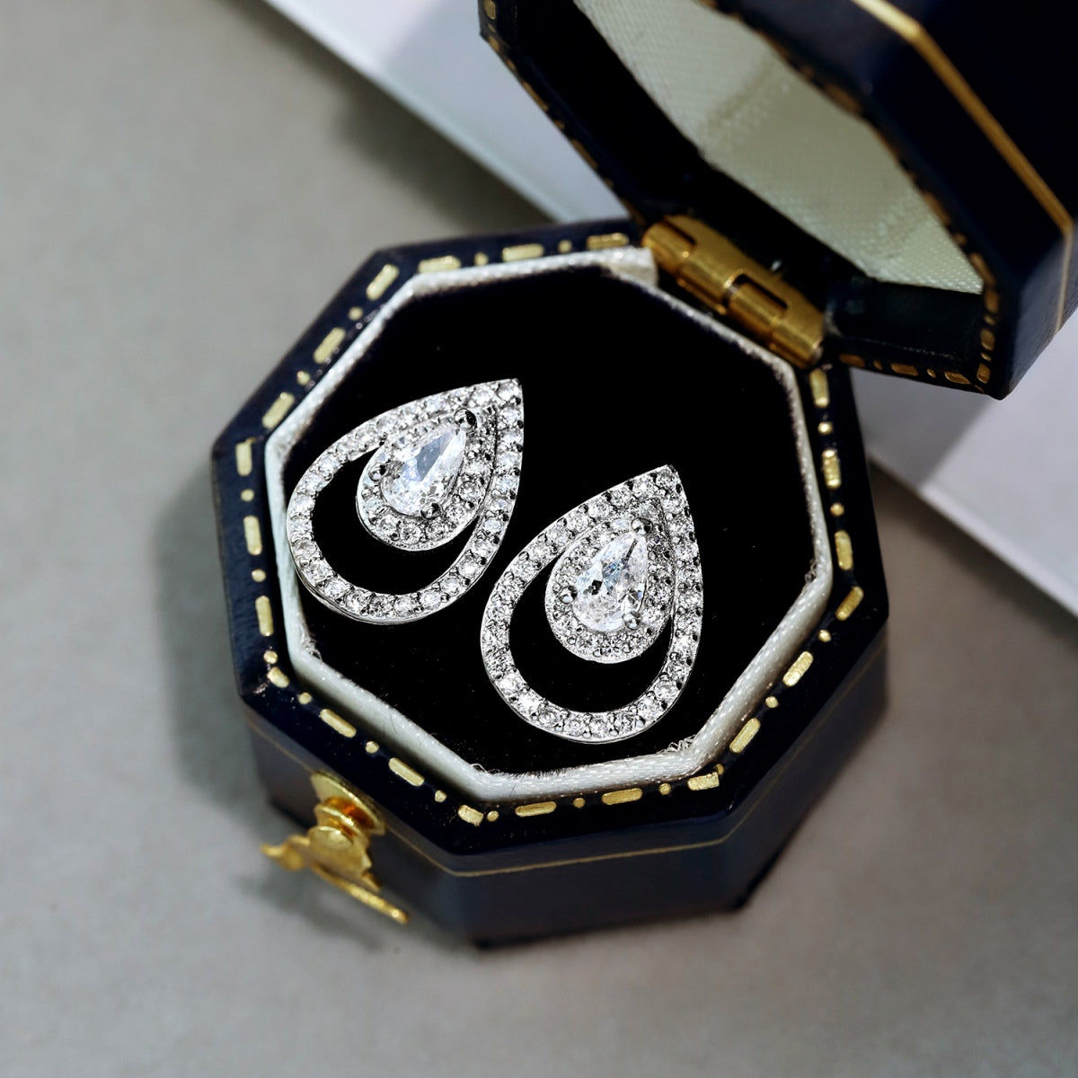 [baslovejewels]Sparkling Delicate Water Drop Shape Daily Earrings