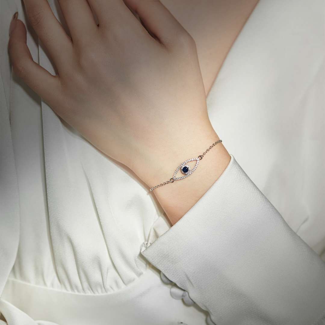 [baslovejewels]Devil's Eye Hollow Design Bracelet