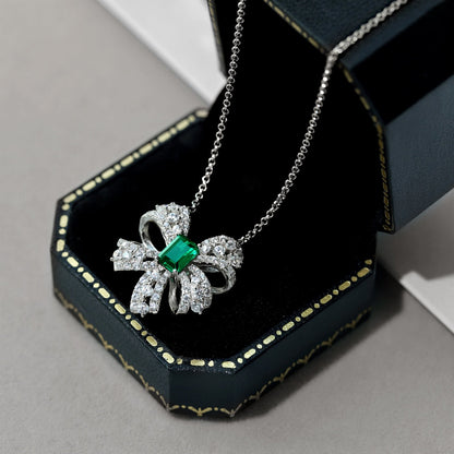 [baslovejewels]Luxurious Flower Shape Emerald Cut Necklace