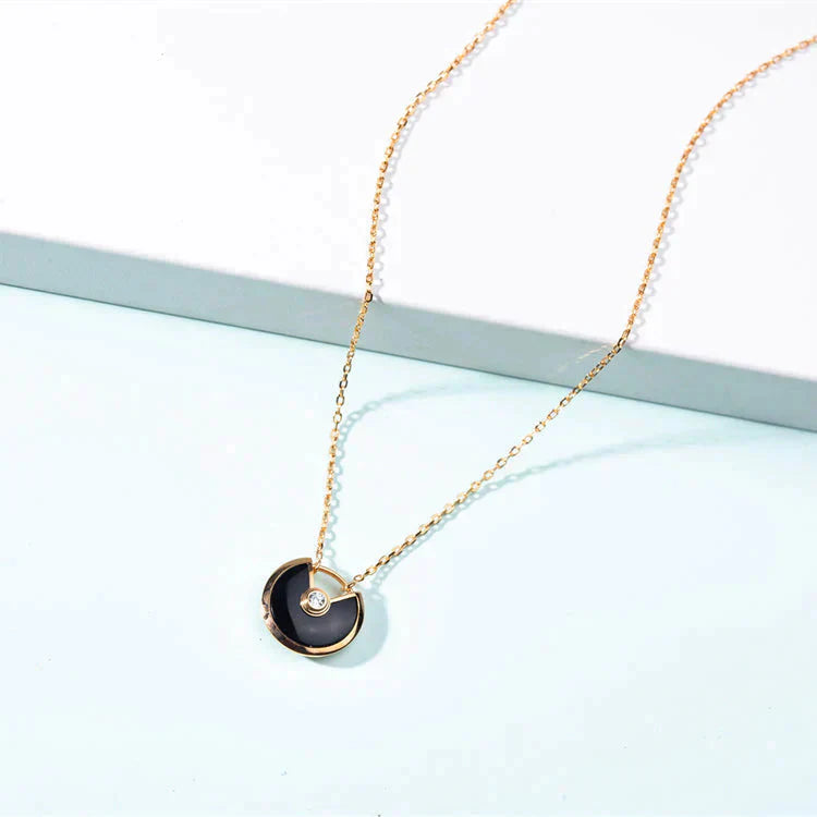 [baslovejewels]AMULETTE GOLD CARNELIAN ONYX NECKLACE
