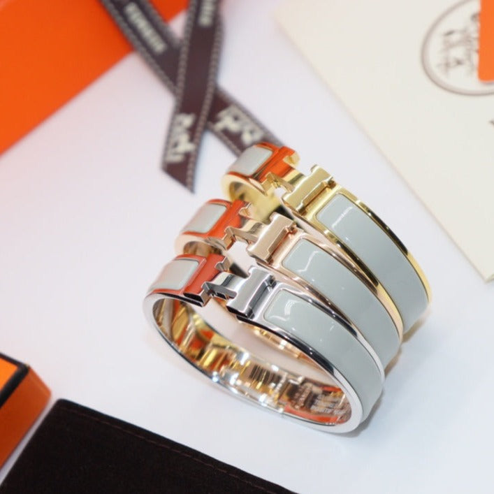 [baslovejewels]H LIGHT BLUE BRACELET