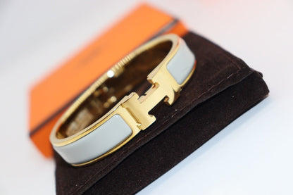 [baslovejewels]H LIGHT BLUE BRACELET