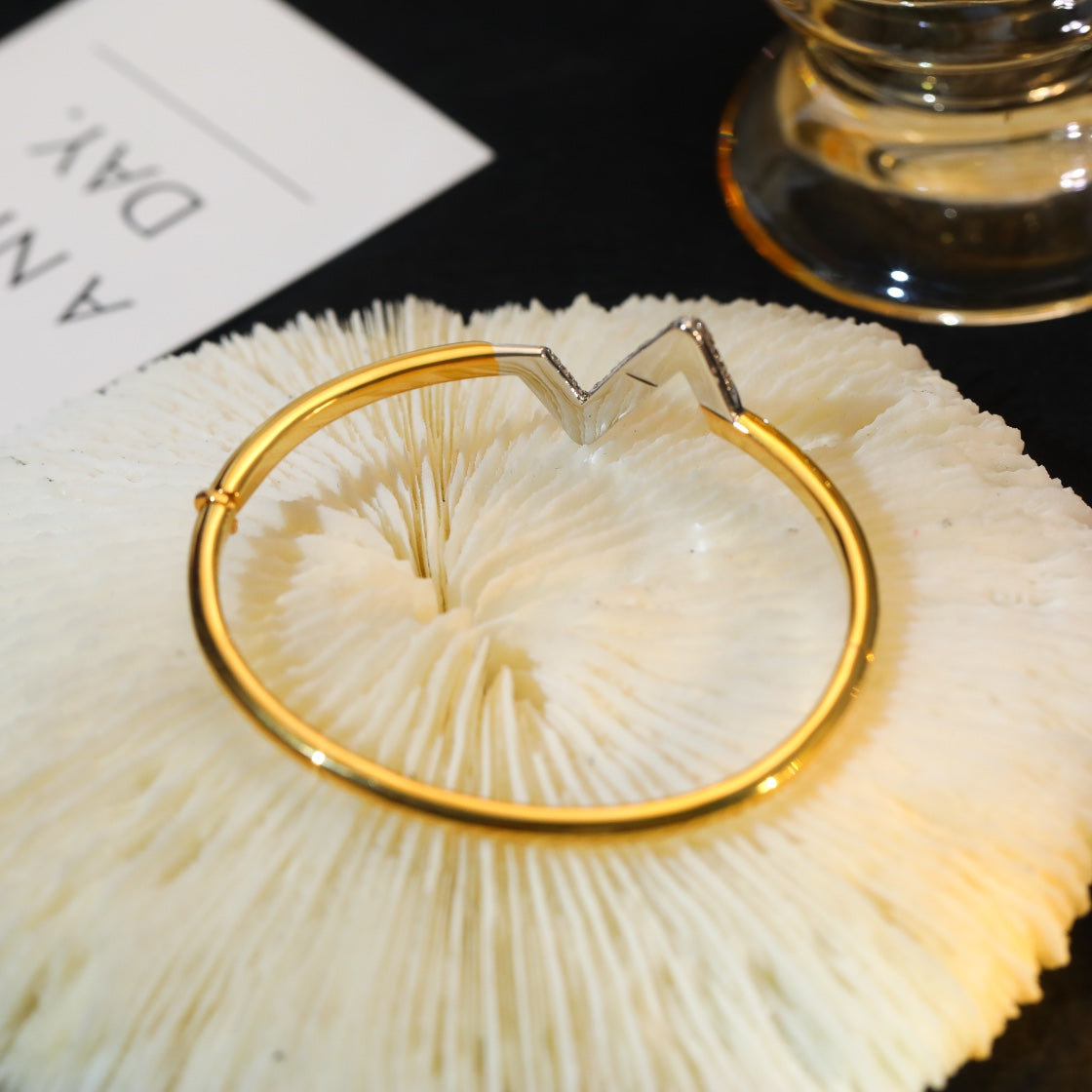 [baslovejewels]VOLTE UPSITE DOWN GOLD DIAMOND BRACELET