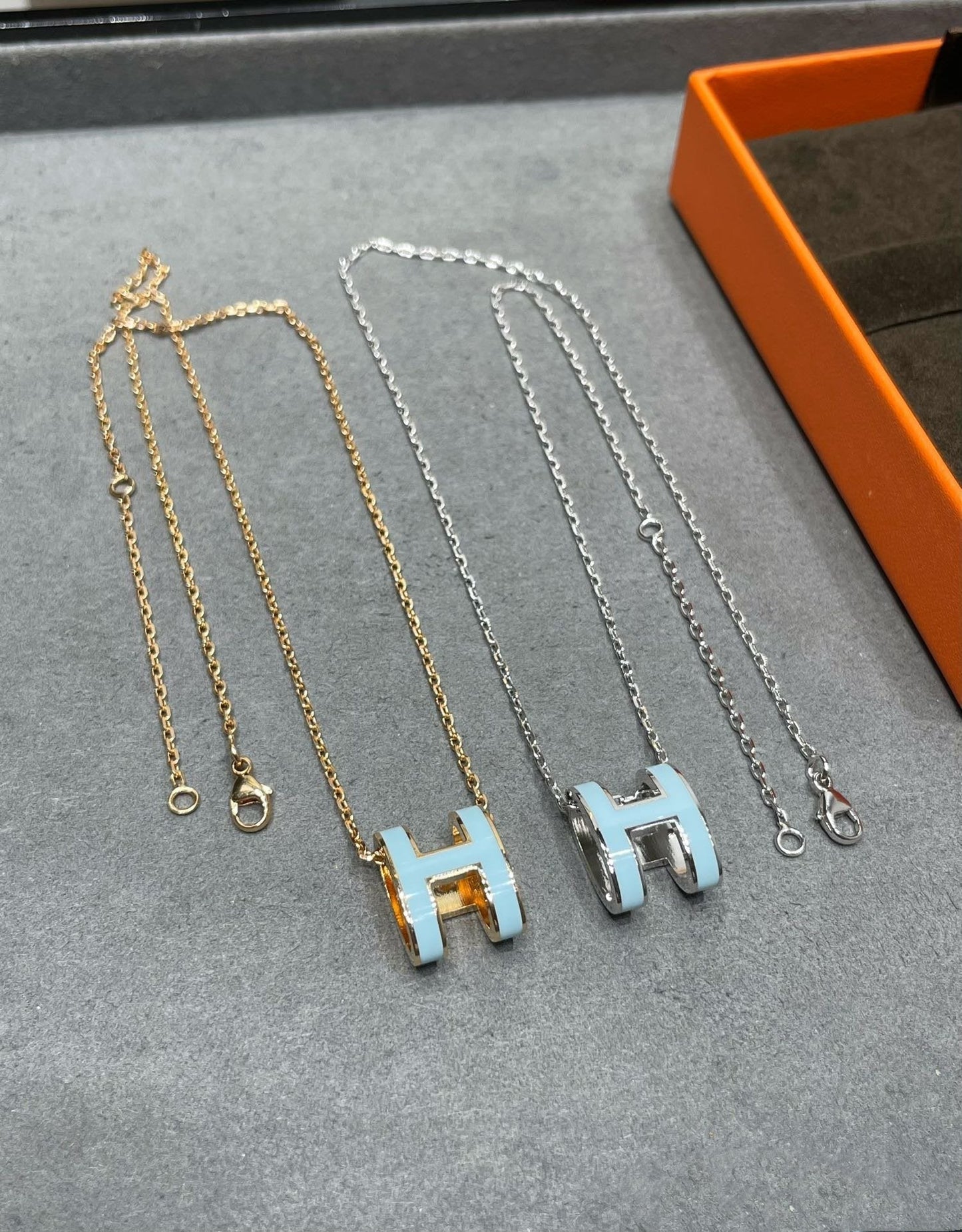 [baslovejewels]POP H SKY BLUE NECKLACE