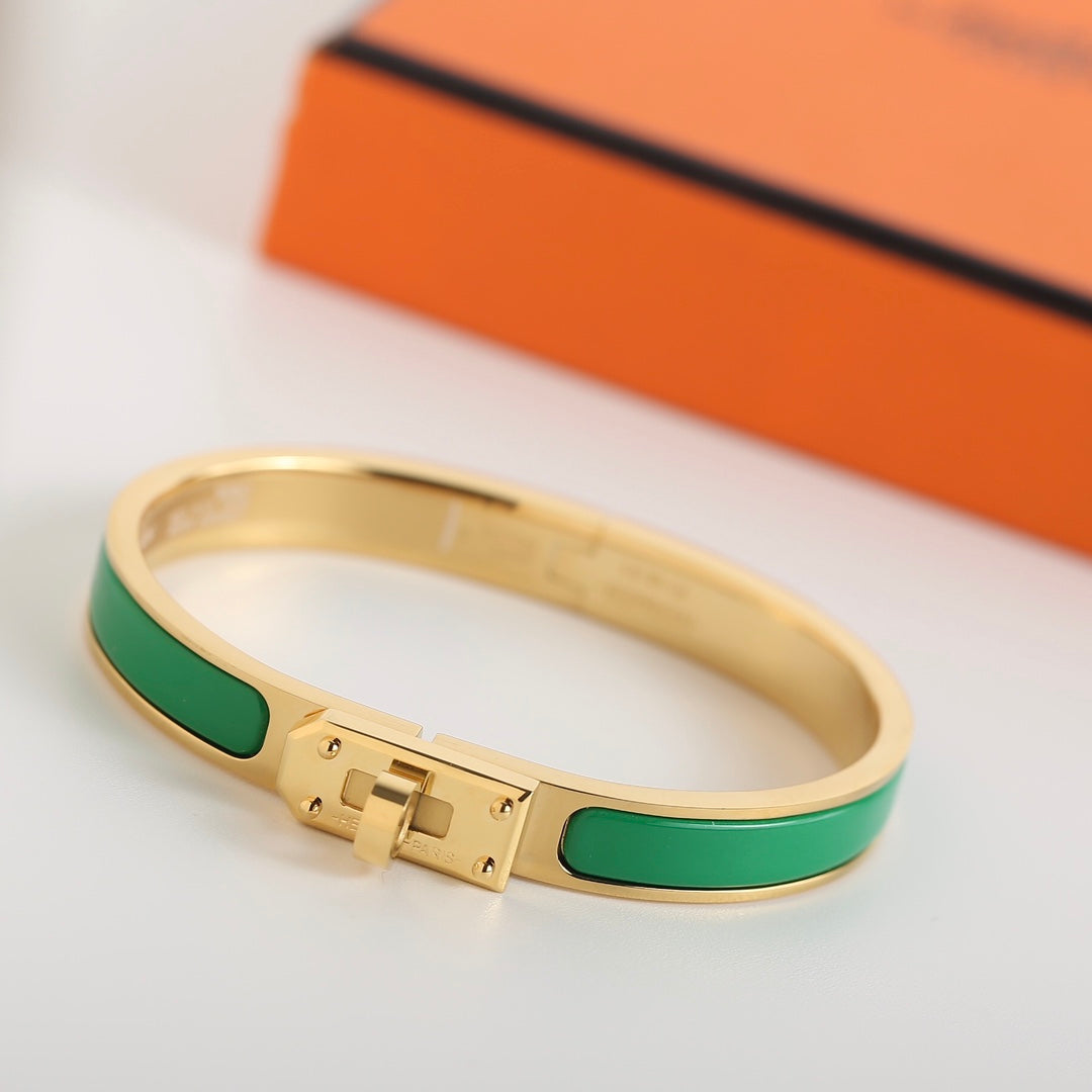 [baslovejewels]HM KELLY GREEN BRACELET