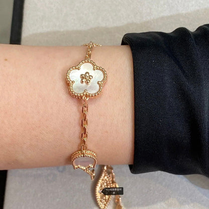 [baslovejewels]LUCKY SPRING 5 MOTIF BRACELET