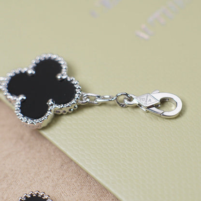 [baslovejewels]CLOVER 5 MOTIF ONYXS  BRACELET SILVER