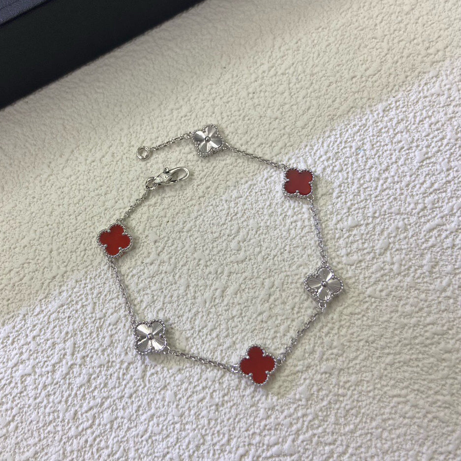 [baslovejewels]CLOVER 6 MOTIF RED AGATE LASER BRACELET