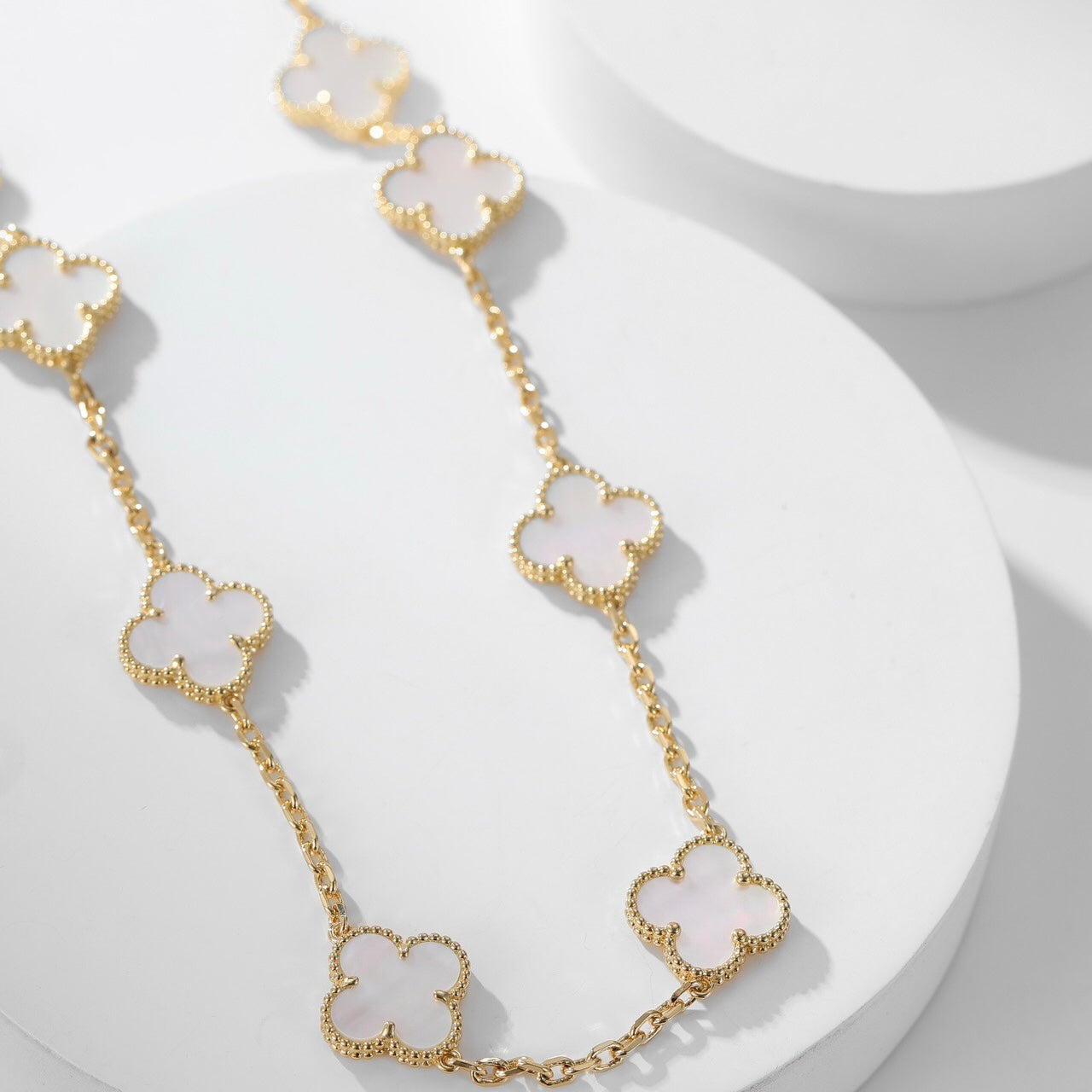 [baslovejewels]CLOVER 10 MOTIFS WHITE MOTHER OF PEARL NECKLACE