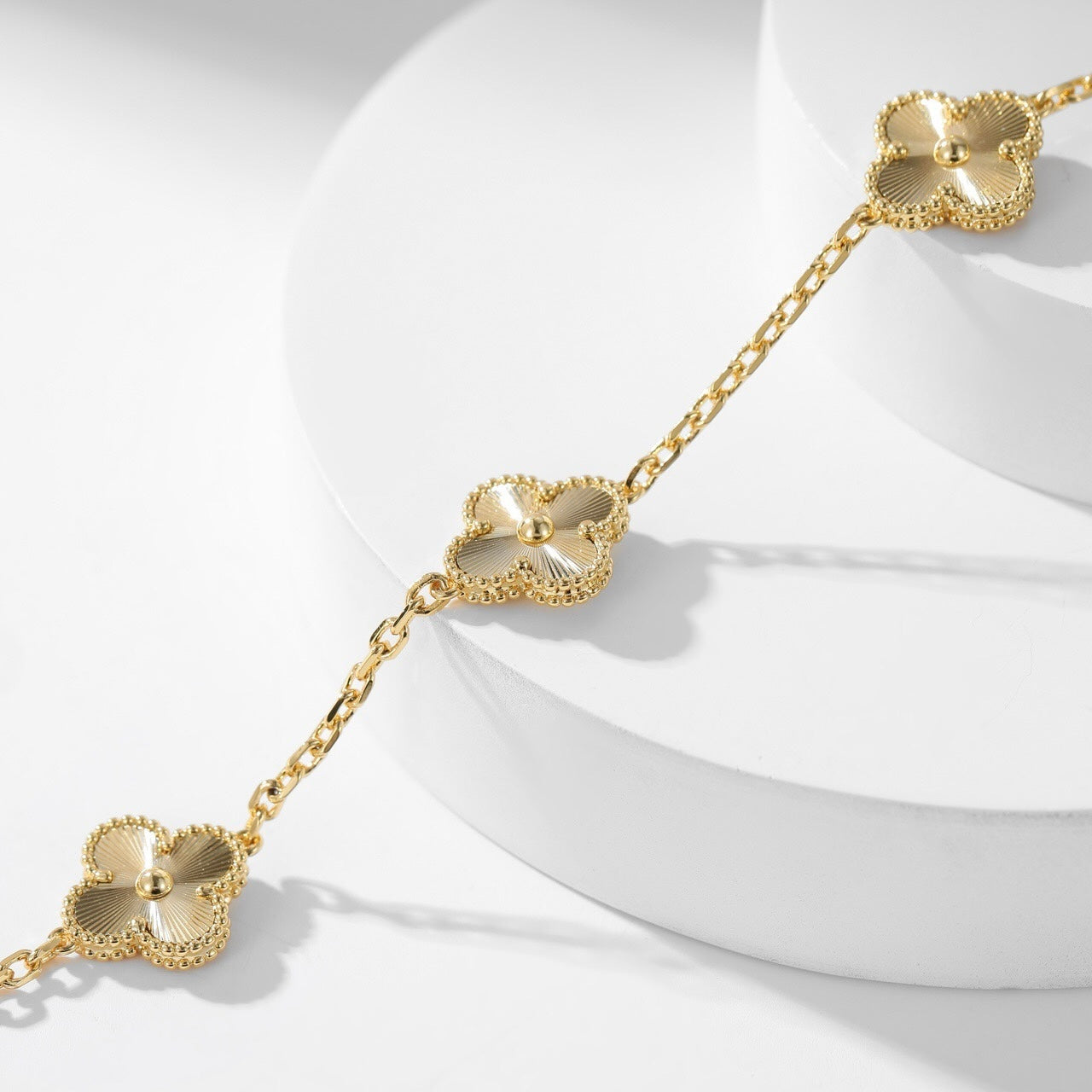 [baslovejewels]CLOVER 10 MOTIFS LASER NECKLACE