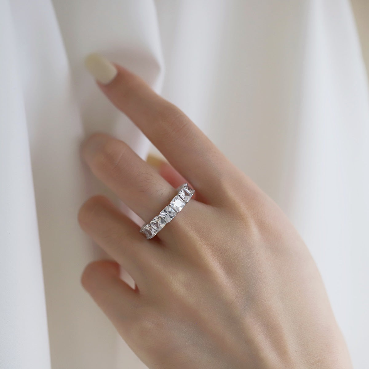 [baslovejewels]Elegant Princess Cut Tennis Ring