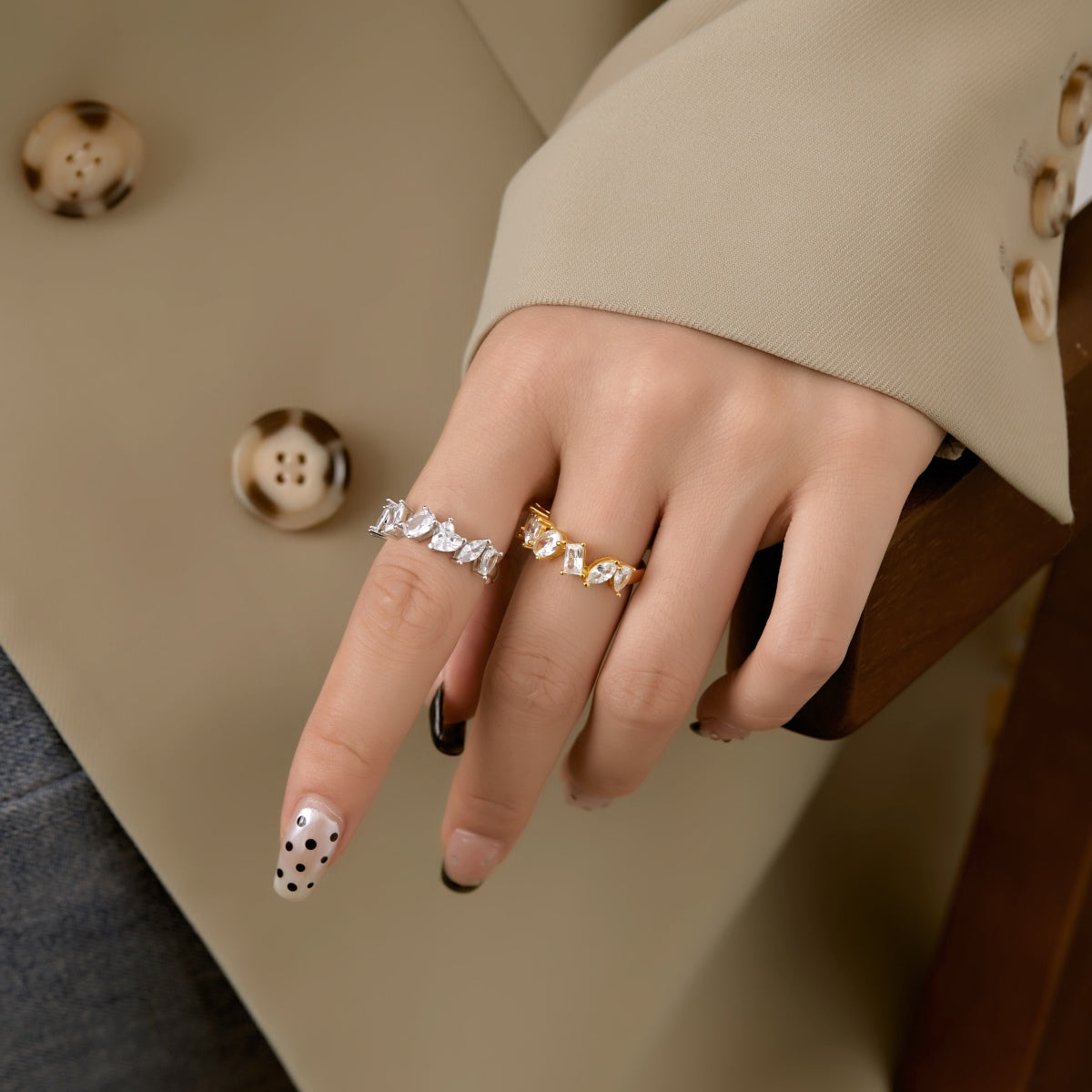 [baslovejewels]Delicate Multi Cut Ring