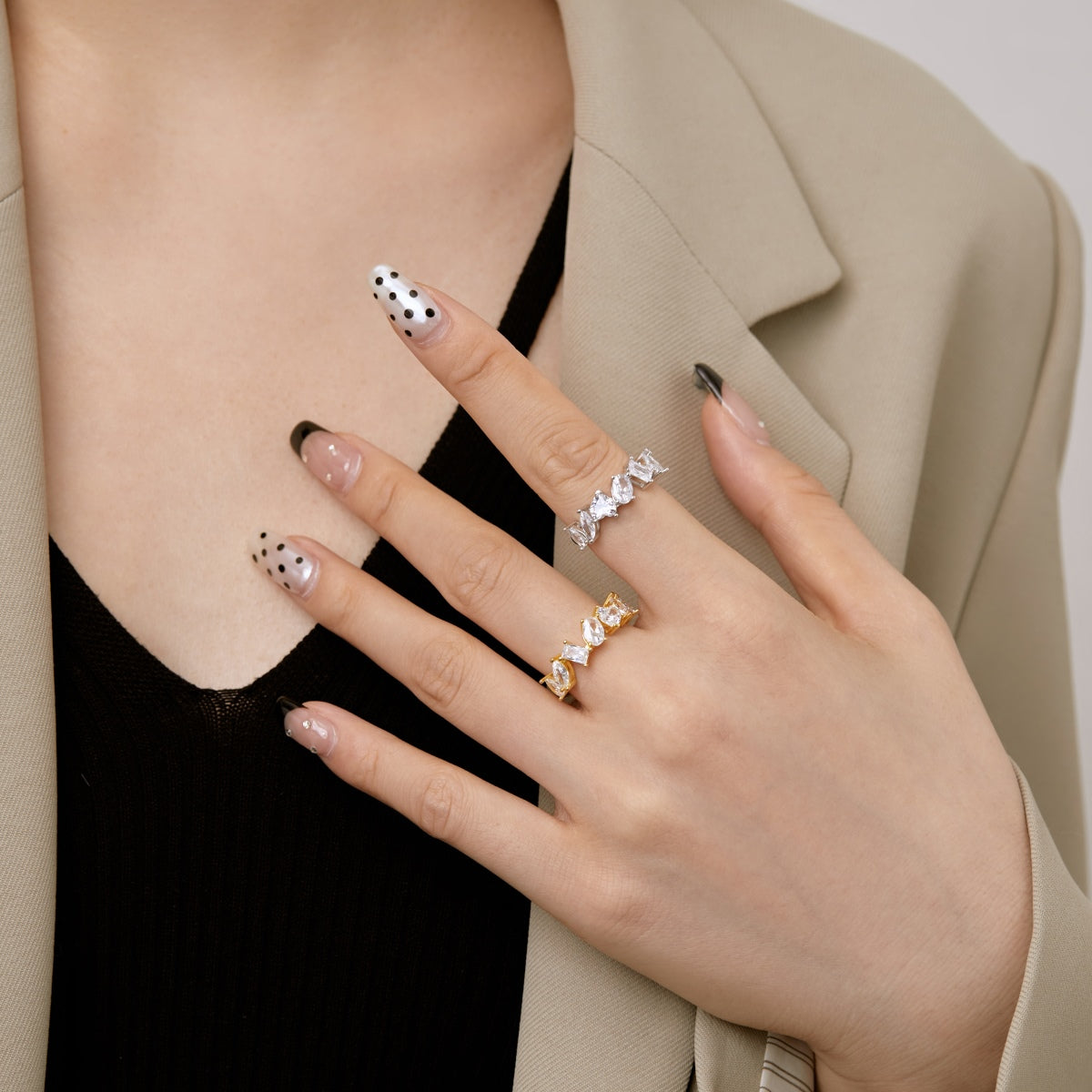 [baslovejewels]Delicate Multi Cut Ring