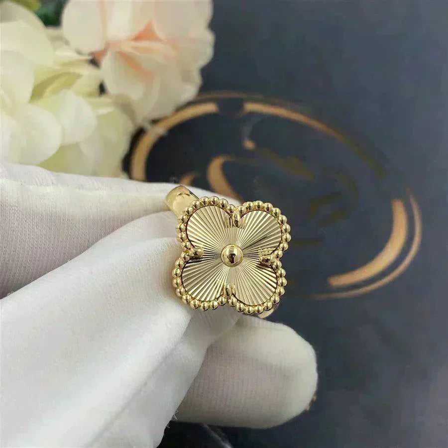 [basloveJW]CLOVER GOLD RING
